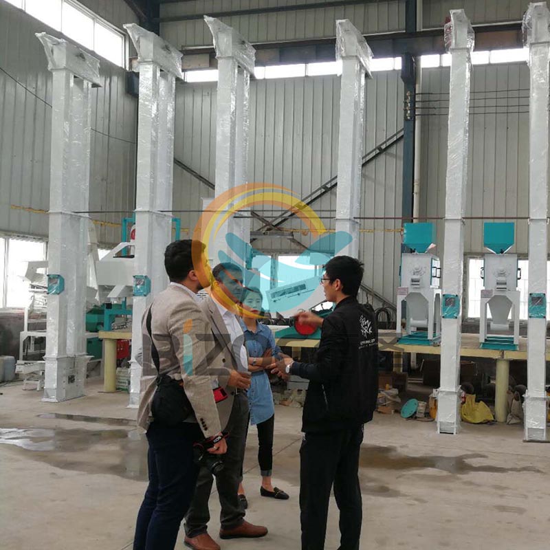 Customers from Lebanese began to inspect our factory