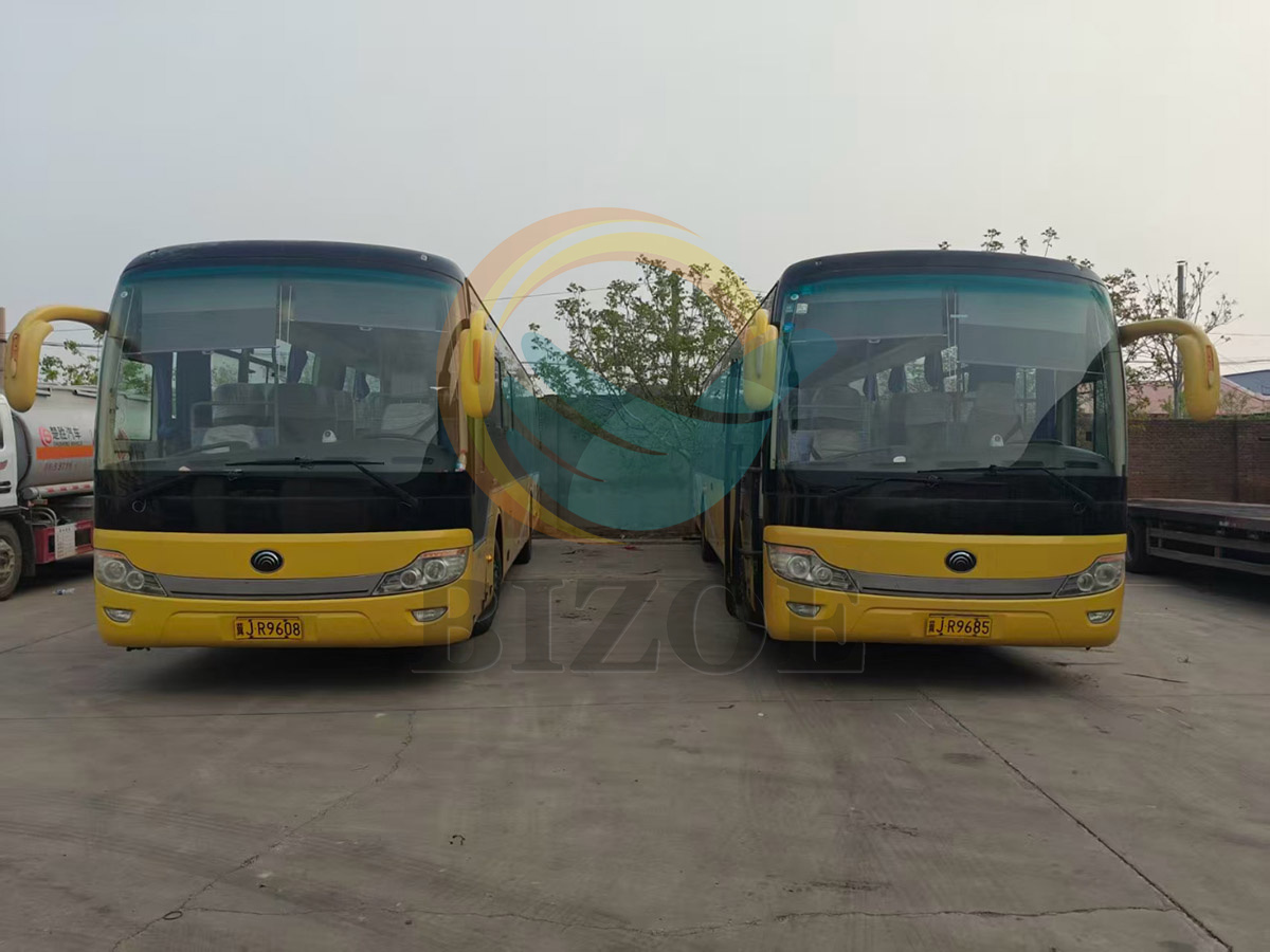 Used YUTONG 6121 Coach: 53 seats, Yuchai 330 engine, non-commercial use.