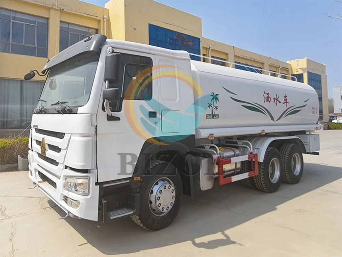 HOWO Used Sprinkler Truck